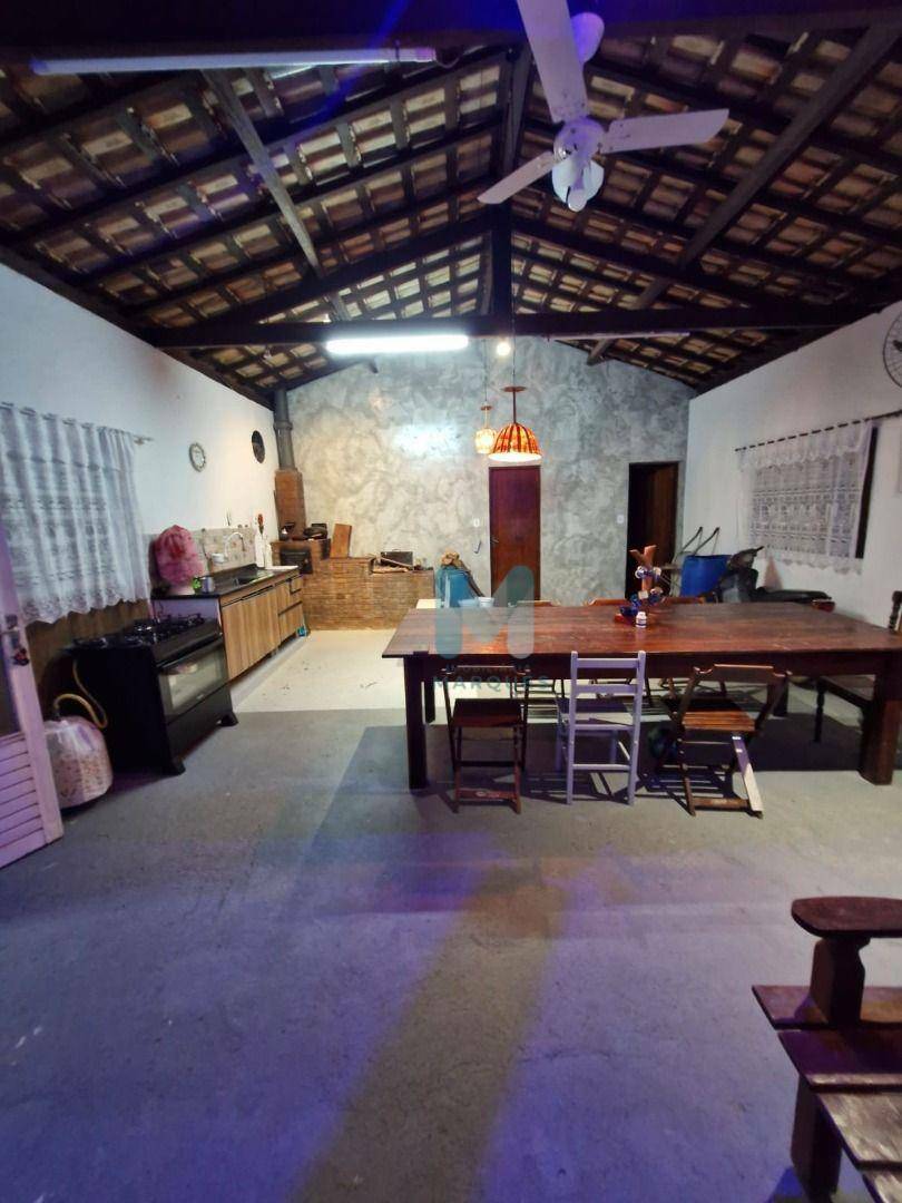Chácara à venda com 3 quartos, 180m² - Foto 29