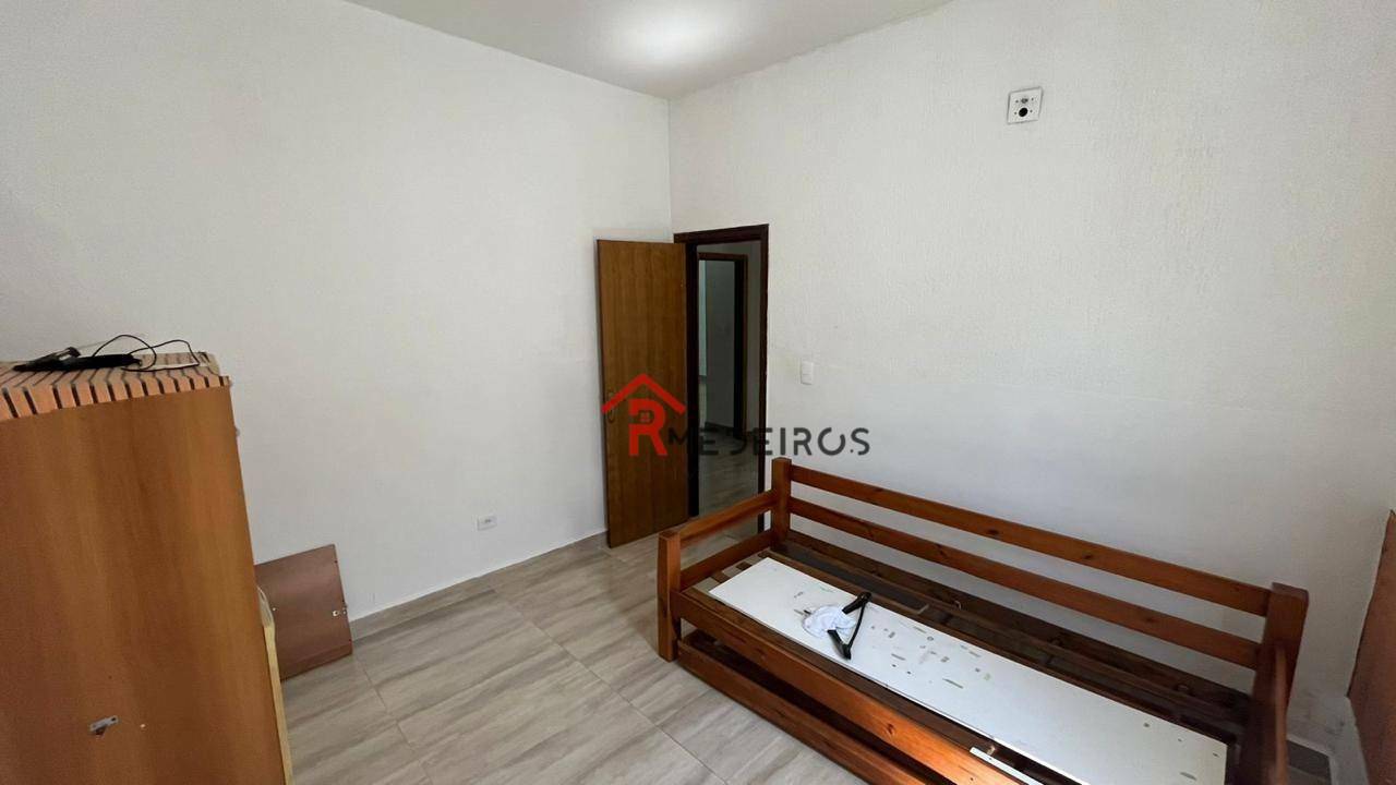 Casa para alugar com 3 quartos, 180m² - Foto 14