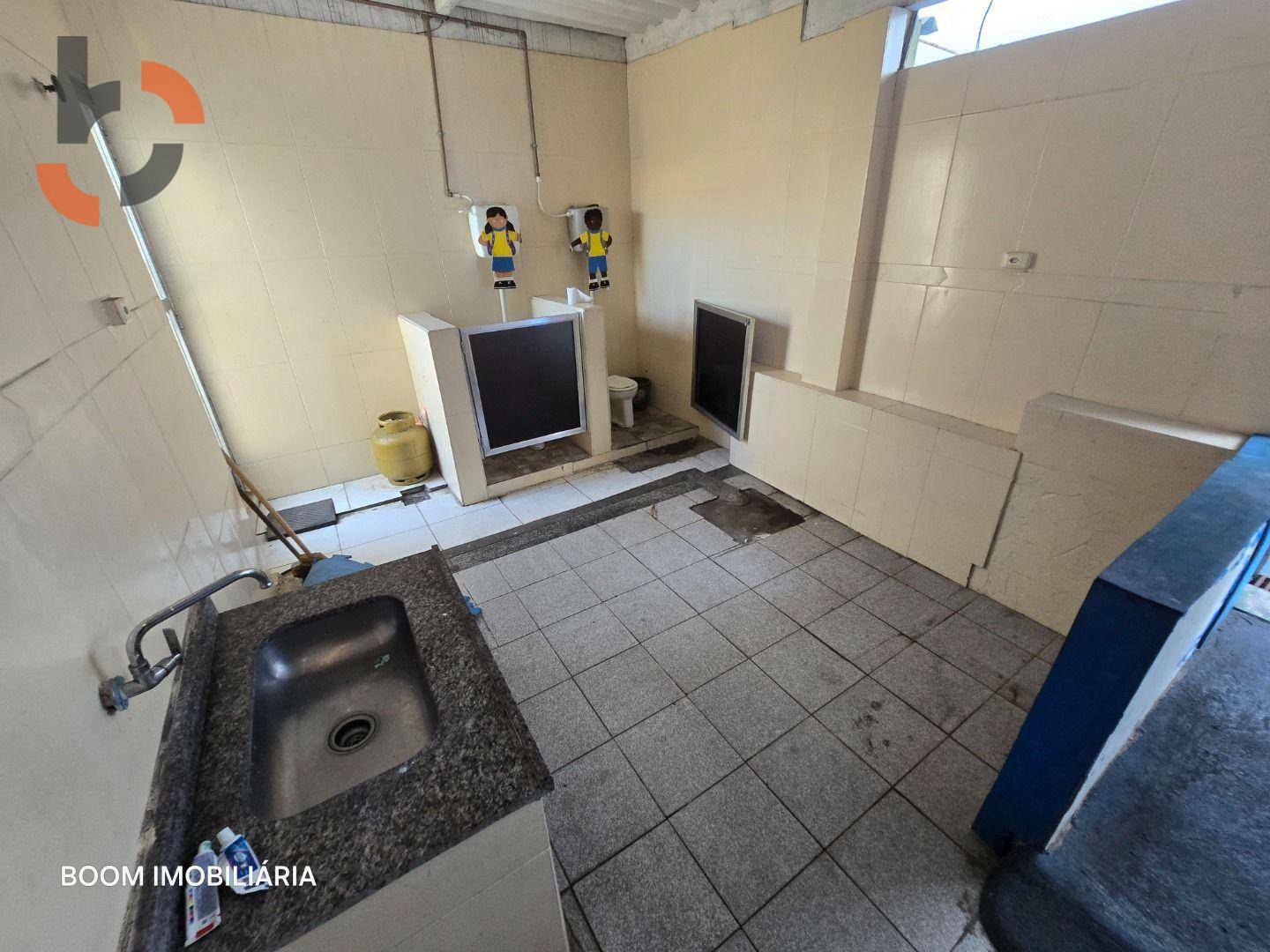 Casa à venda com 4 quartos, 297m² - Foto 21