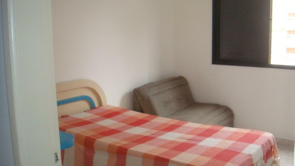 Apartamento à venda com 3 quartos, 95m² - Foto 3