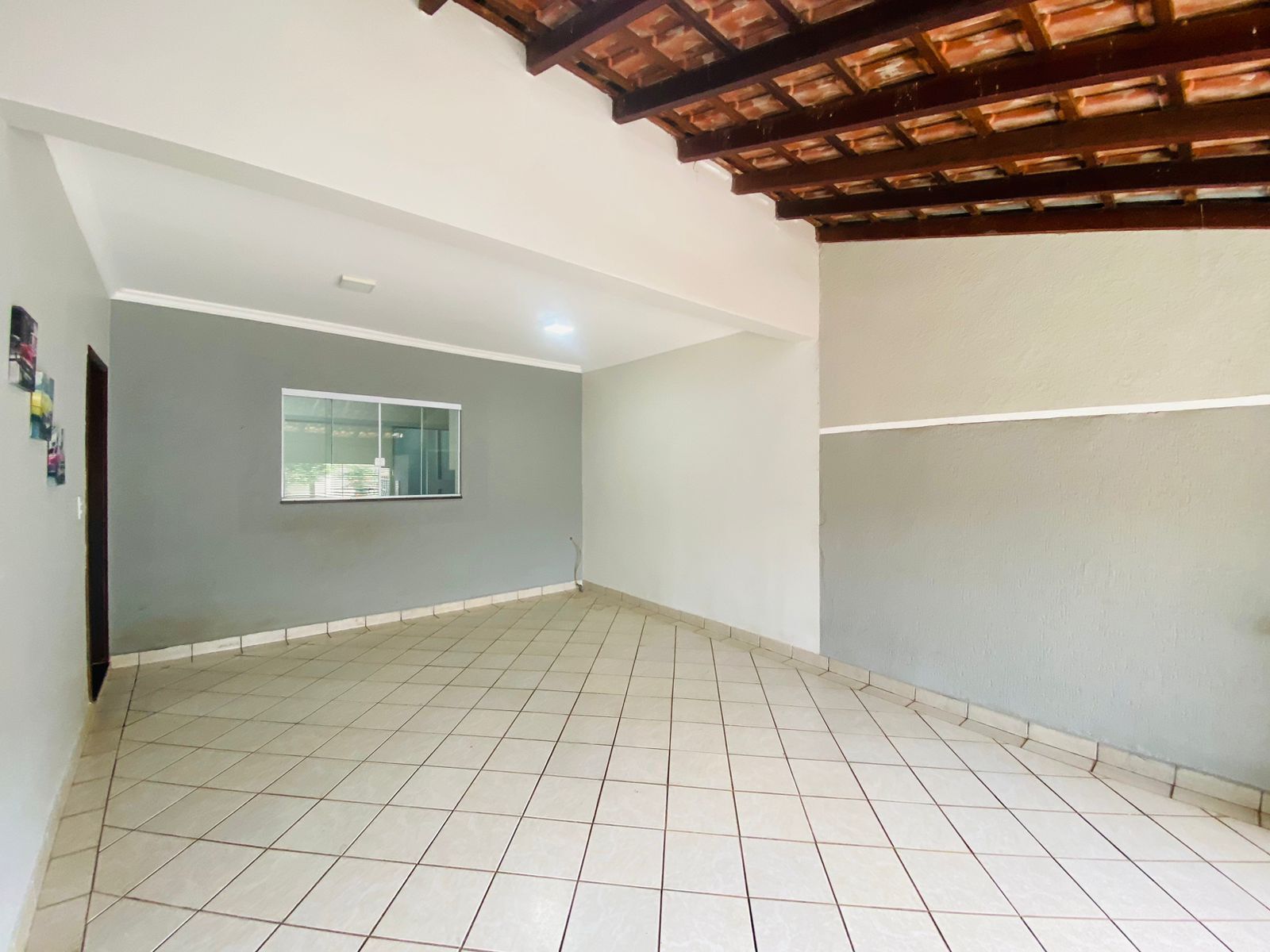 Casa à venda com 3 quartos, 246m² - Foto 3