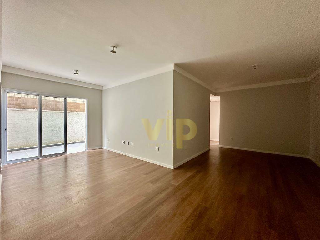 Apartamento à venda com 3 quartos, 110m² - Foto 8