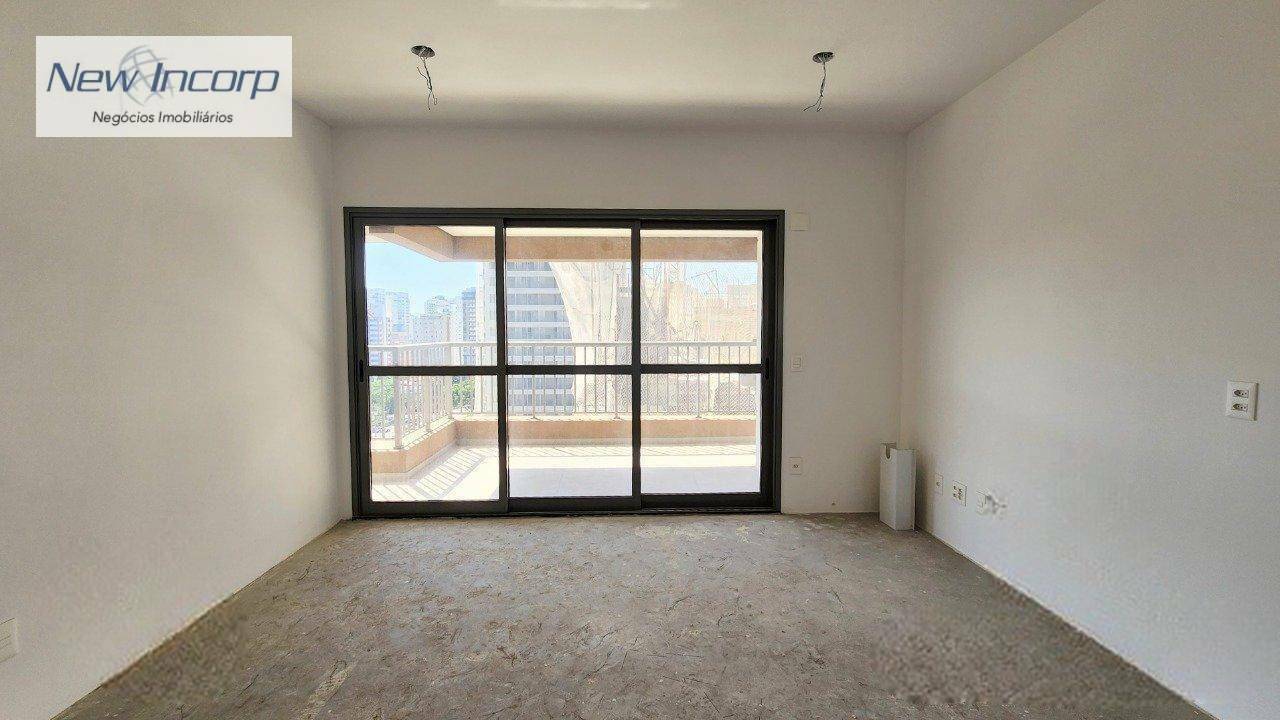 Apartamento à venda com 2 quartos, 79m² - Foto 4