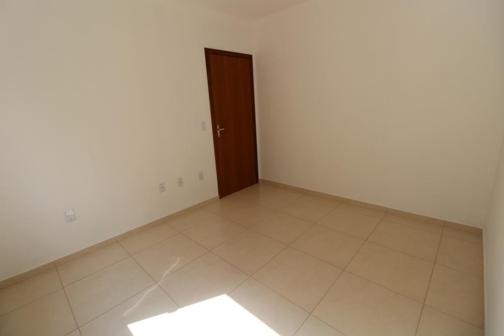 Apartamento para alugar com 2 quartos, 45m² - Foto 8