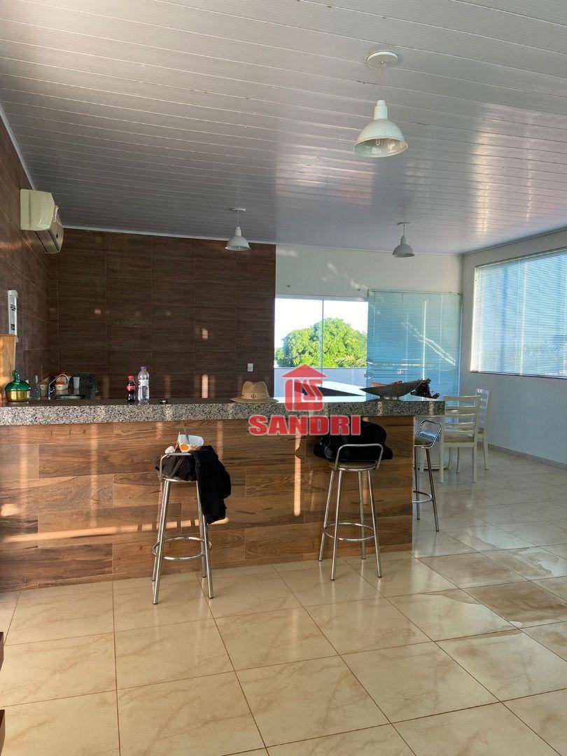 Sobrado à venda com 2 quartos, 220m² - Foto 12