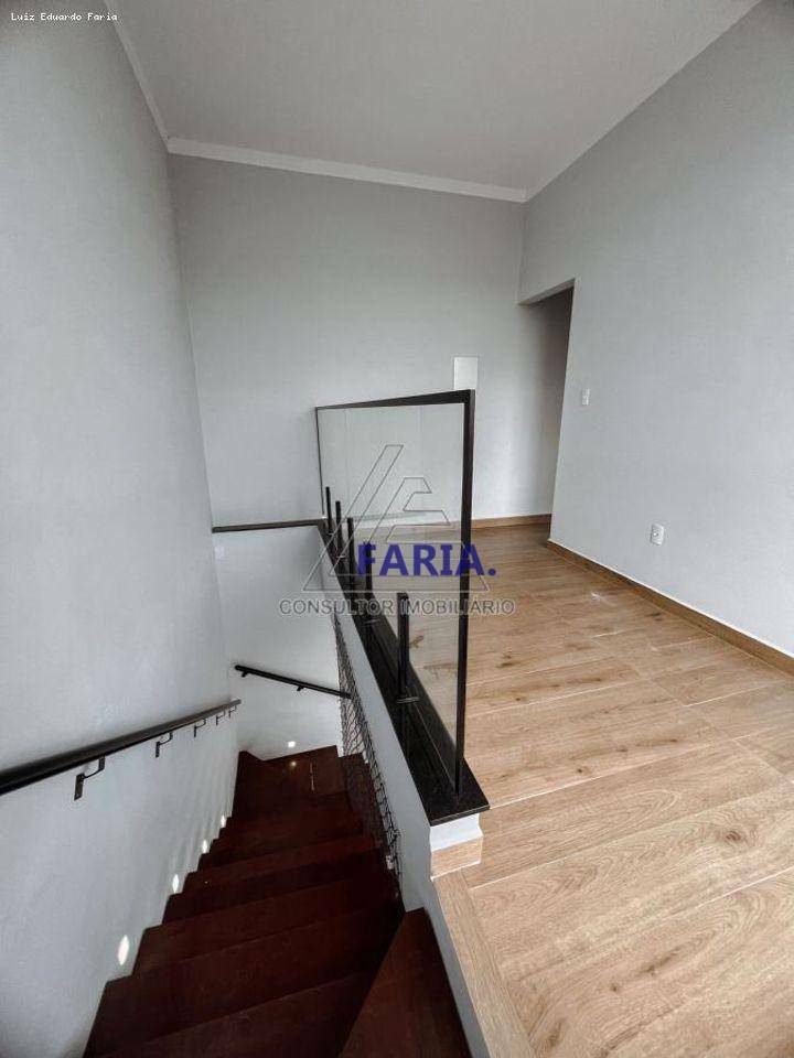 Casa à venda com 2 quartos, 122m² - Foto 13