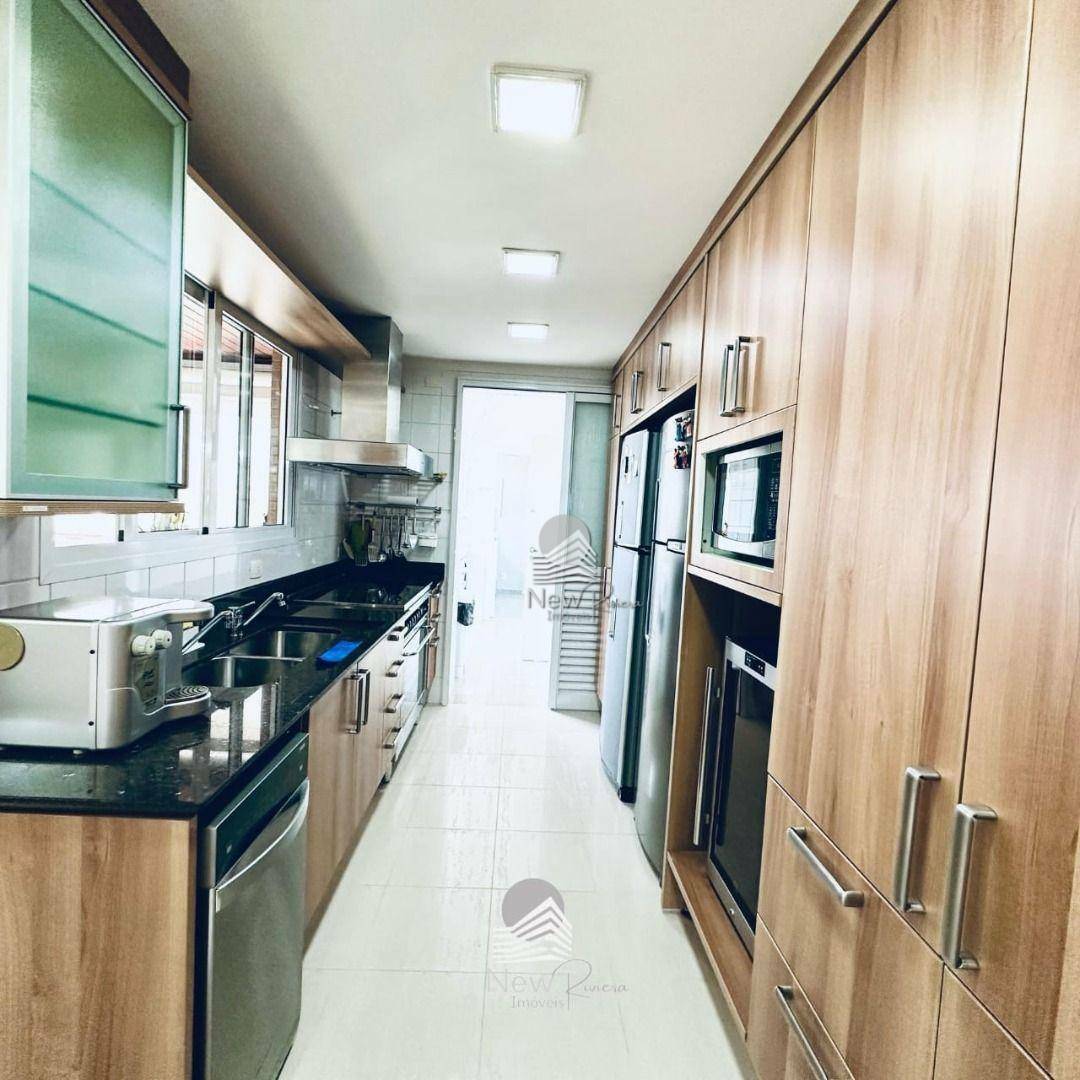 Apartamento para alugar com 4 quartos, 211m² - Foto 10