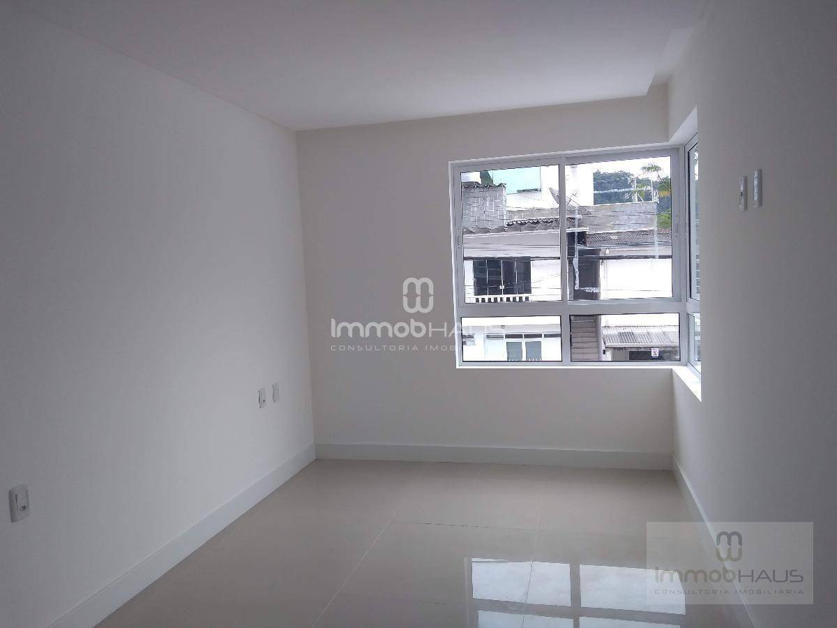 Sobrado à venda com 3 quartos, 182m² - Foto 13