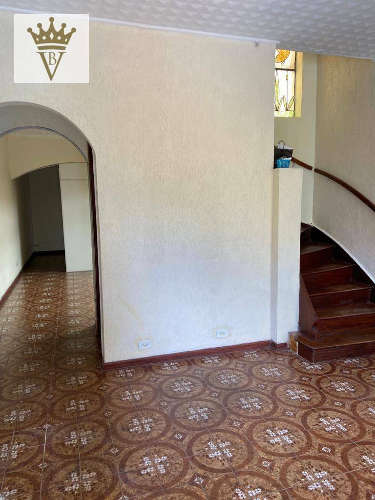 Casa à venda e aluguel com 6 quartos, 260m² - Foto 7