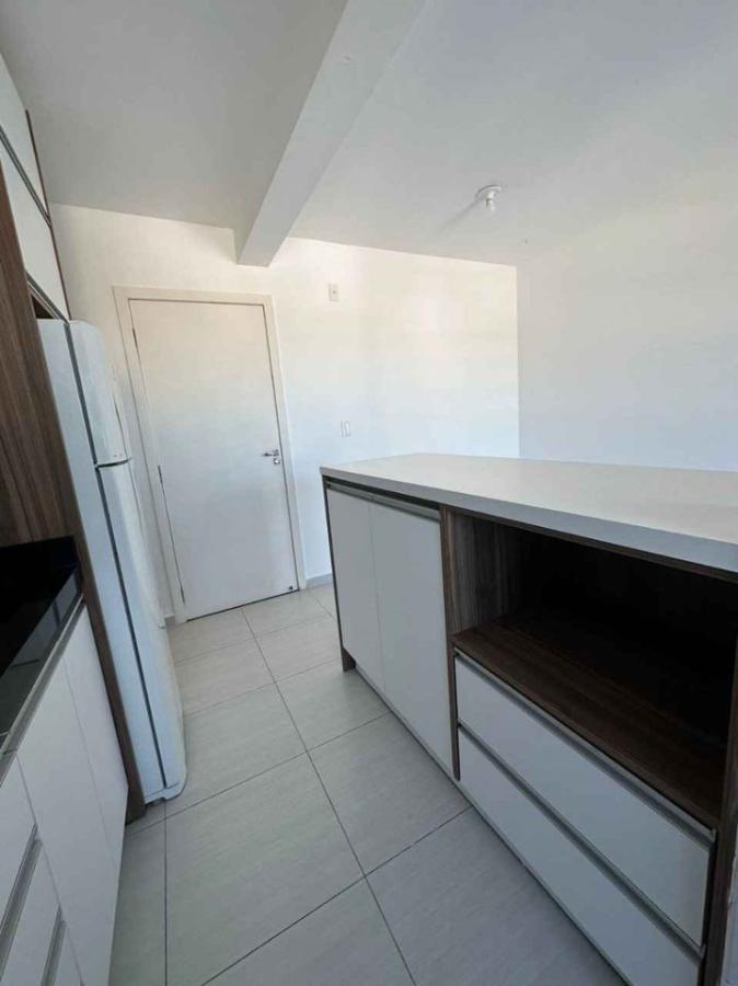 Apartamento à venda com 2 quartos, 52m² - Foto 2