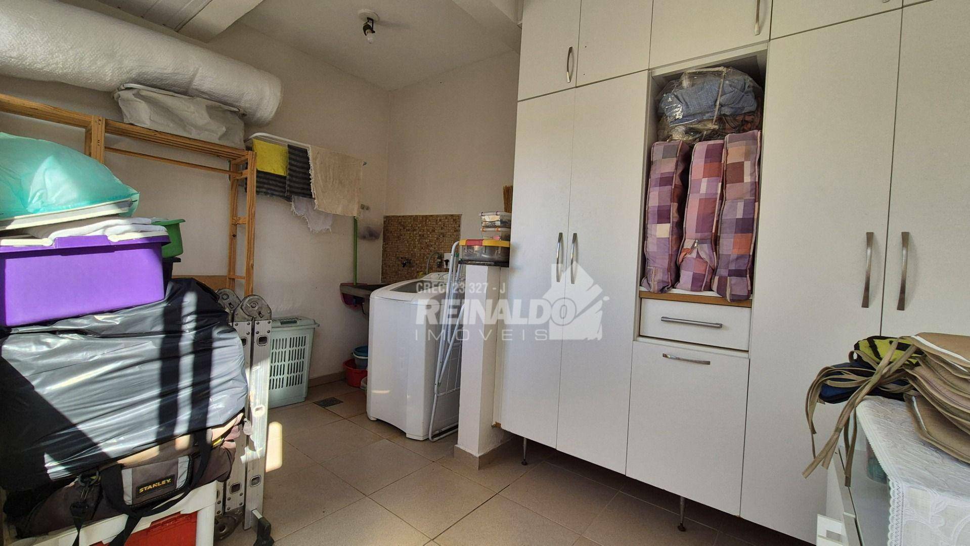 Casa de Condomínio para alugar com 4 quartos, 239m² - Foto 33