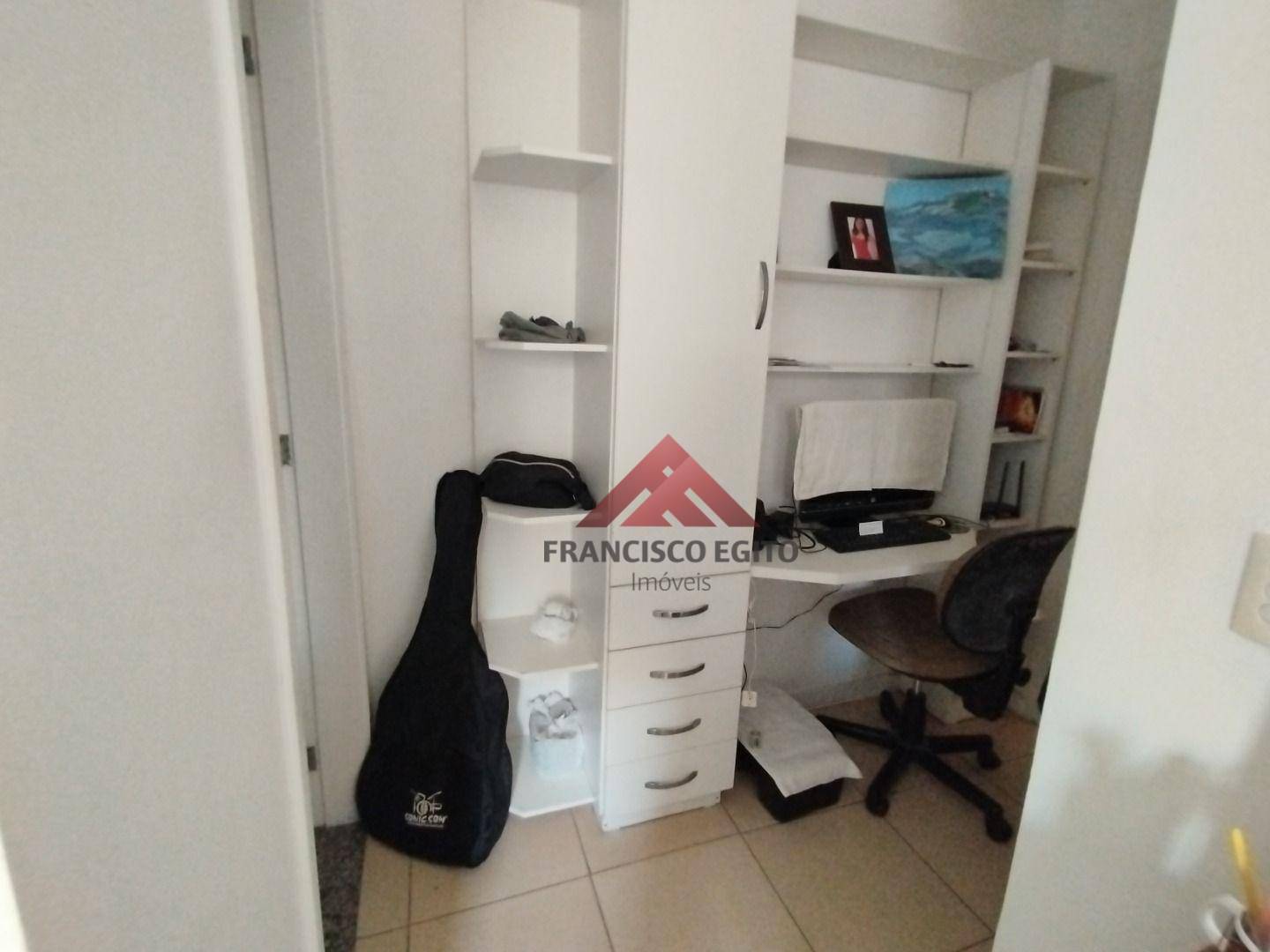 Apartamento à venda com 2 quartos, 60m² - Foto 18