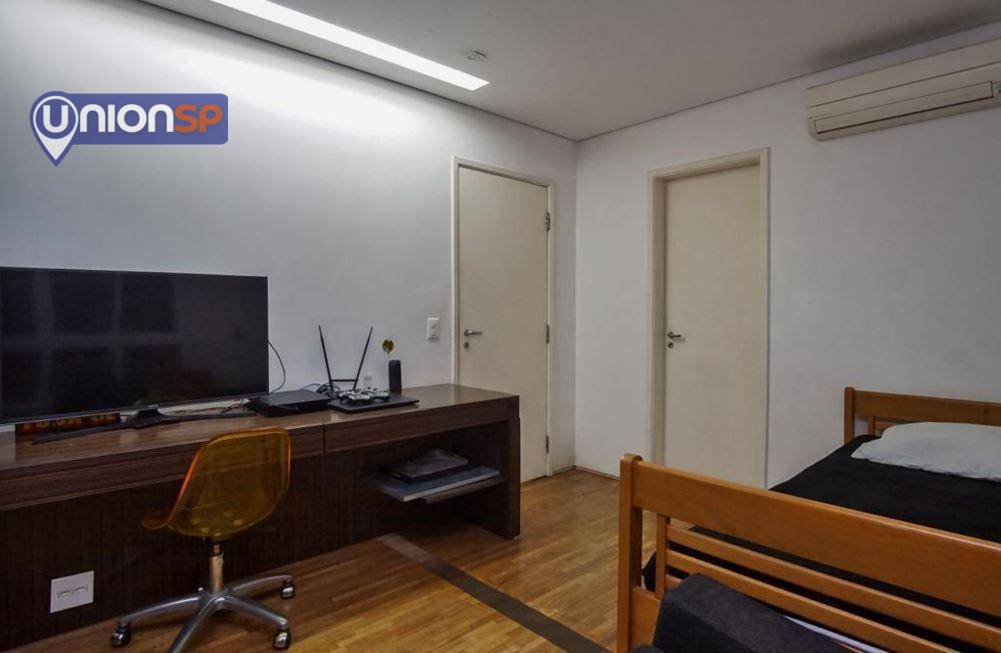 Apartamento à venda com 3 quartos, 214m² - Foto 10