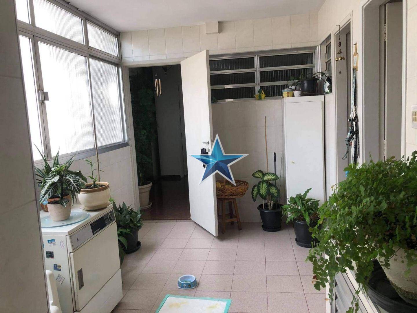 Apartamento à venda com 3 quartos, 200m² - Foto 23