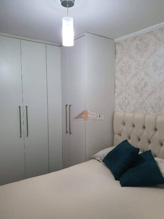 Apartamento à venda com 3 quartos, 47m² - Foto 6