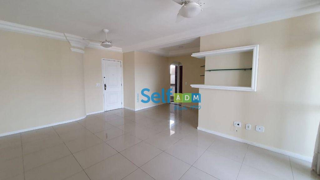 Apartamento para alugar com 3 quartos, 242m² - Foto 2