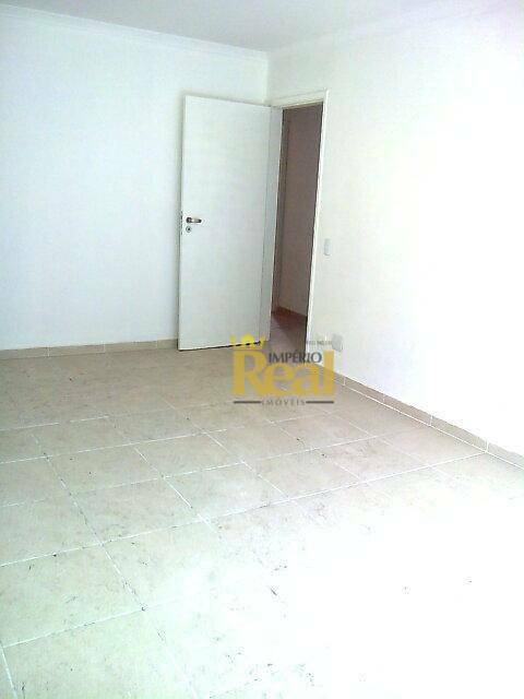 Apartamento à venda com 3 quartos, 81m² - Foto 5