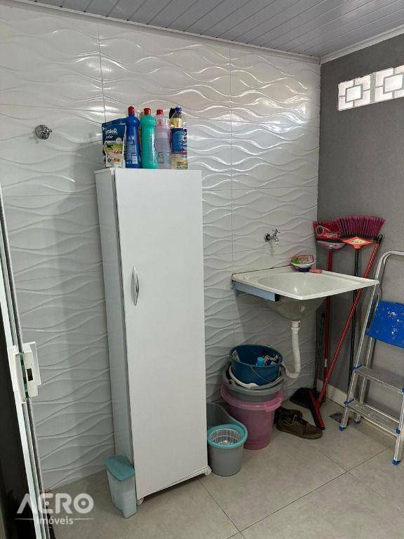 Casa à venda com 3 quartos, 115m² - Foto 17