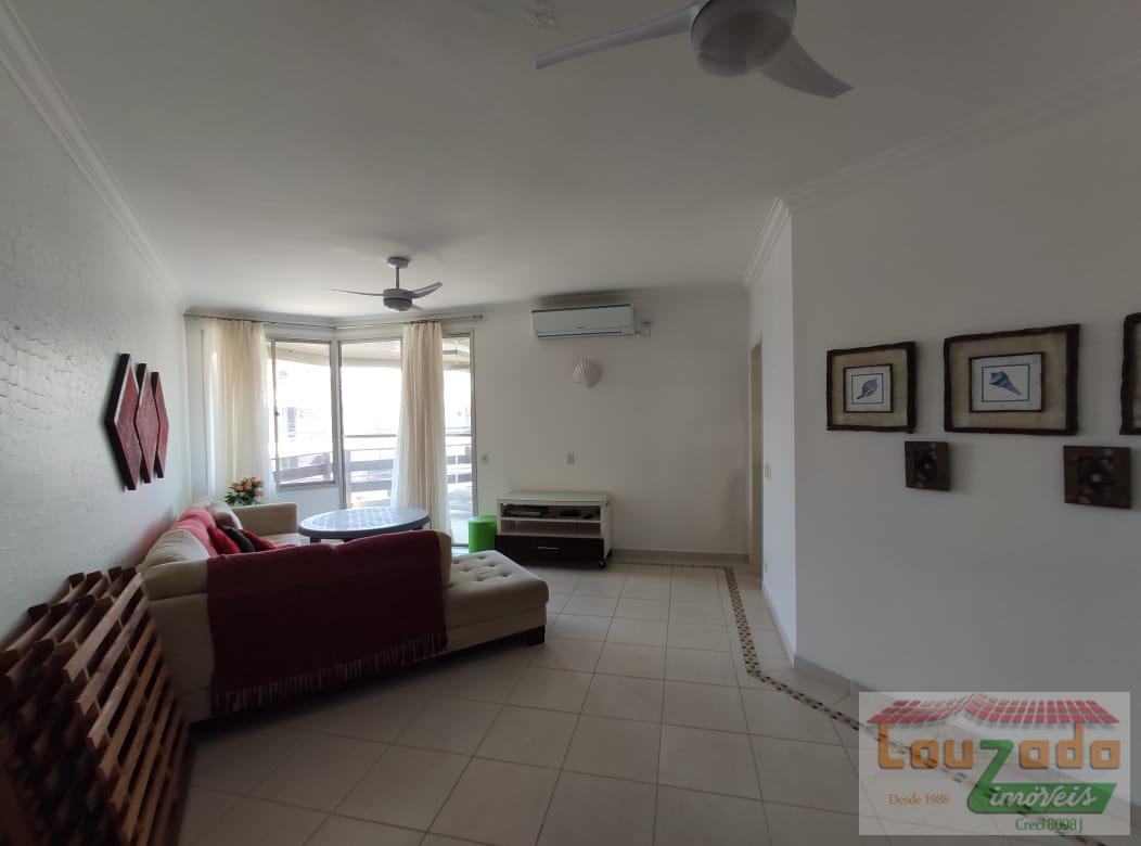 Apartamento à venda com 3 quartos, 236m² - Foto 3