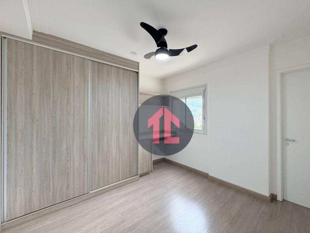 Apartamento para alugar com 2 quartos, 98m² - Foto 15