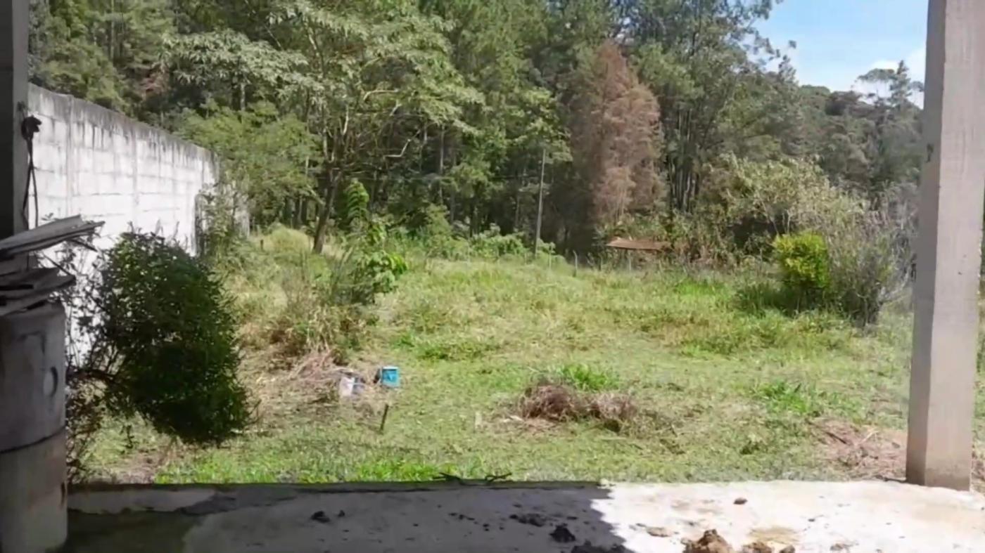 Chácara à venda com 2 quartos, 1800m² - Foto 17