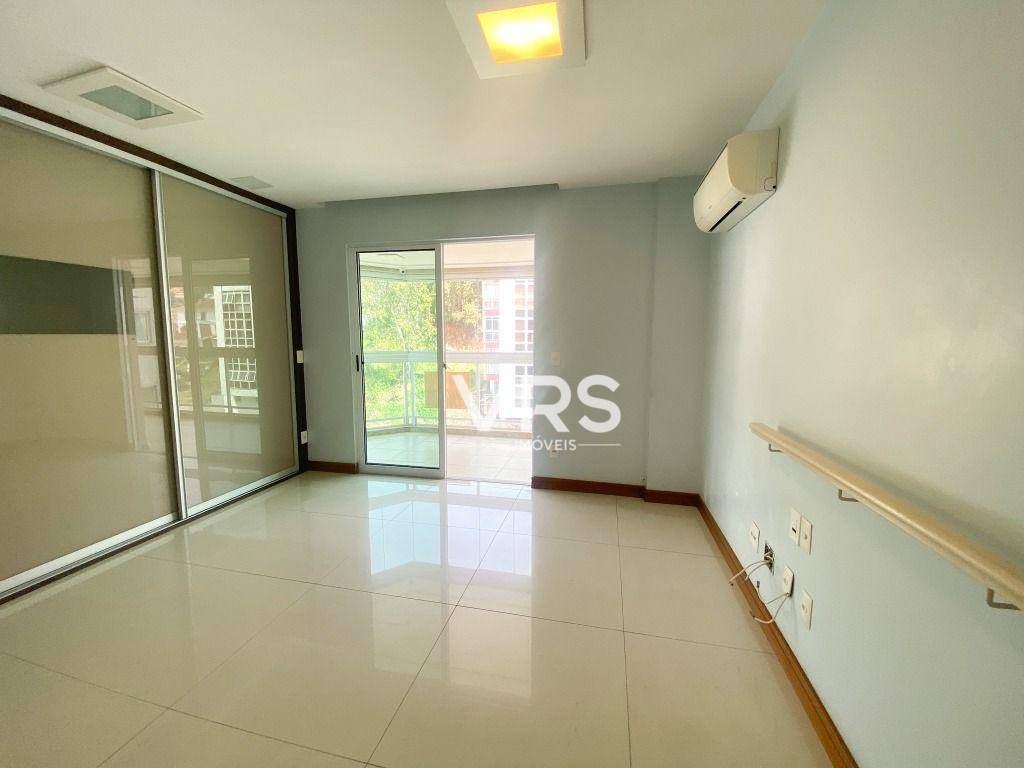 Apartamento à venda com 4 quartos, 181m² - Foto 20