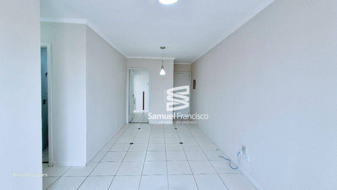 Apartamento à venda com 3 quartos, 69m² - Foto 3