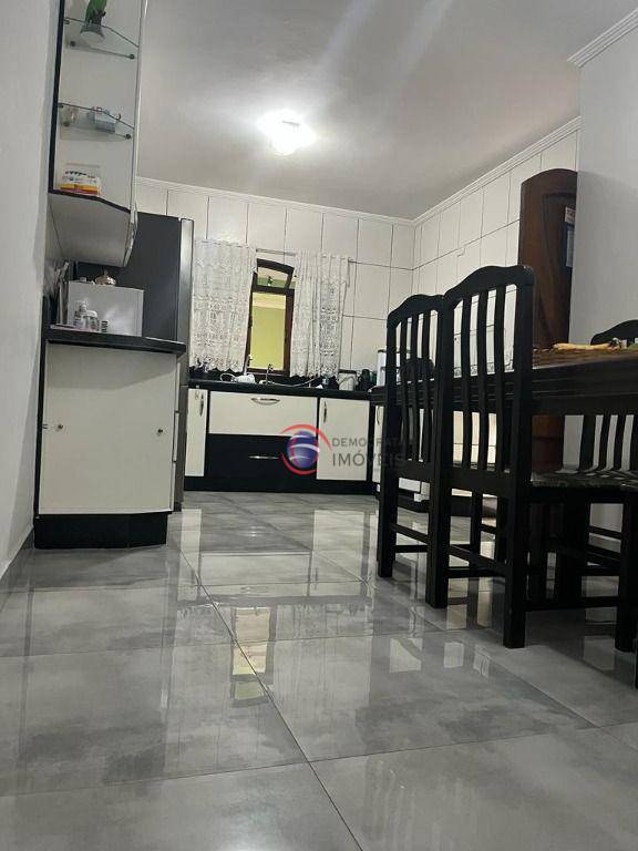 Sobrado à venda com 3 quartos, 219m² - Foto 15