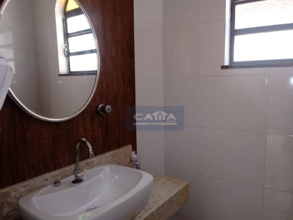 Sobrado para alugar com 4 quartos, 296m² - Foto 14