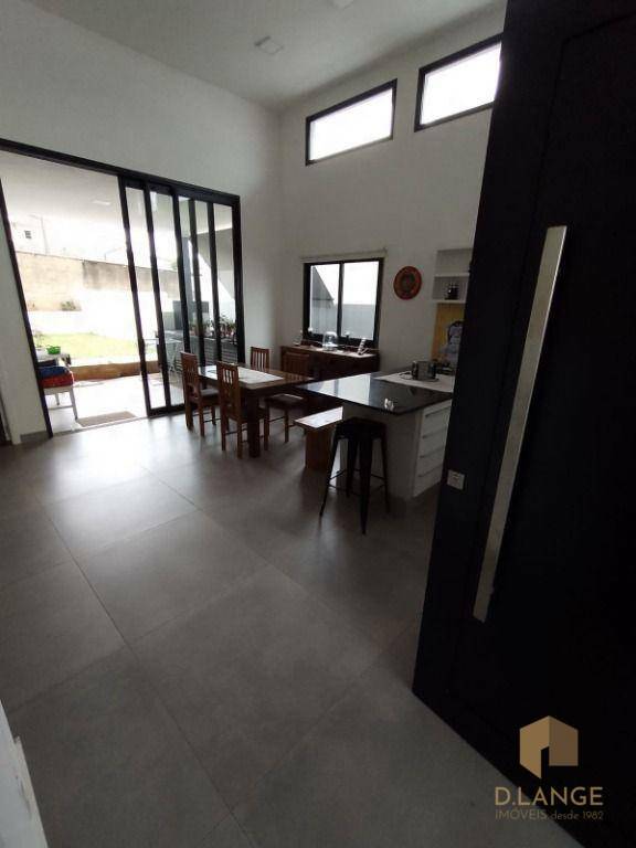 Casa de Condomínio à venda com 3 quartos, 185m² - Foto 2