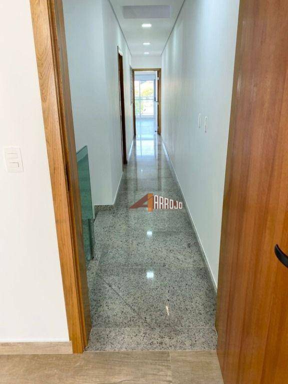 Sobrado à venda com 3 quartos, 200m² - Foto 15