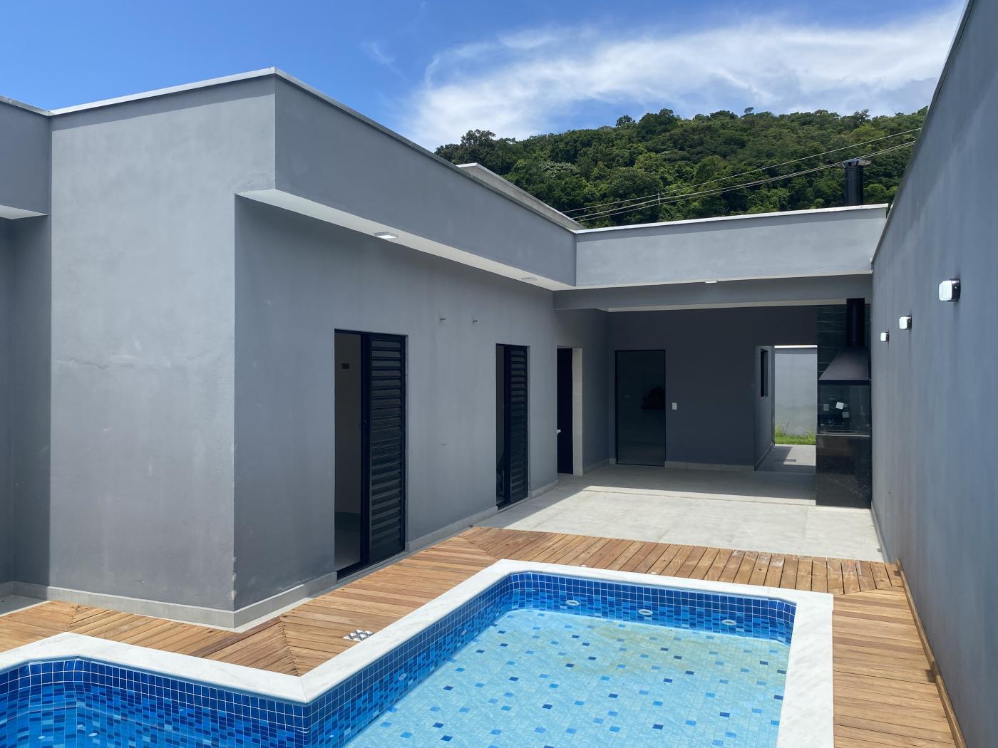 Casa à venda com 3 quartos, 131m² - Foto 27