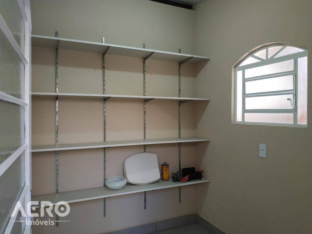 Casa à venda com 3 quartos, 180m² - Foto 21