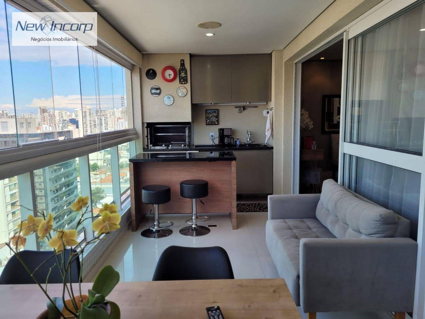 Apartamento à venda com 3 quartos, 130m² - Foto 1