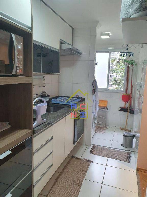 Apartamento à venda com 2 quartos, 52m² - Foto 17