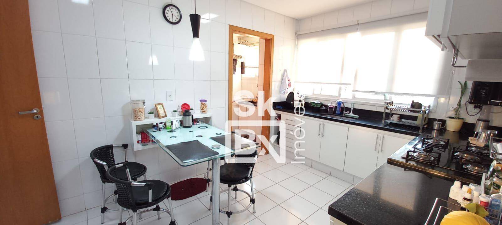 Apartamento à venda com 4 quartos, 161m² - Foto 11