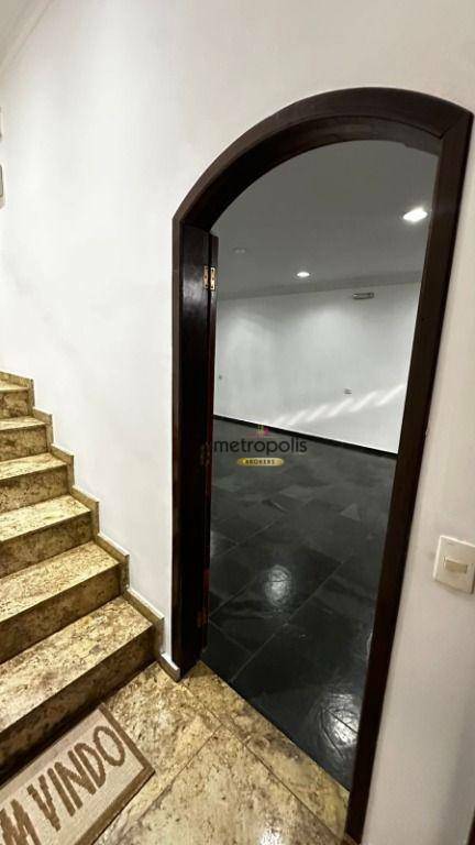 Sobrado à venda com 3 quartos, 360m² - Foto 4