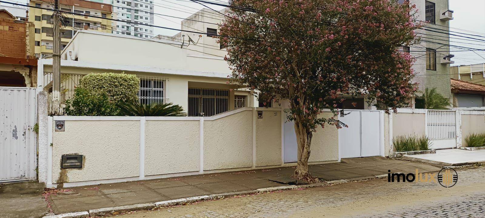 Casa, 3 quartos, 247 m² - Foto 1