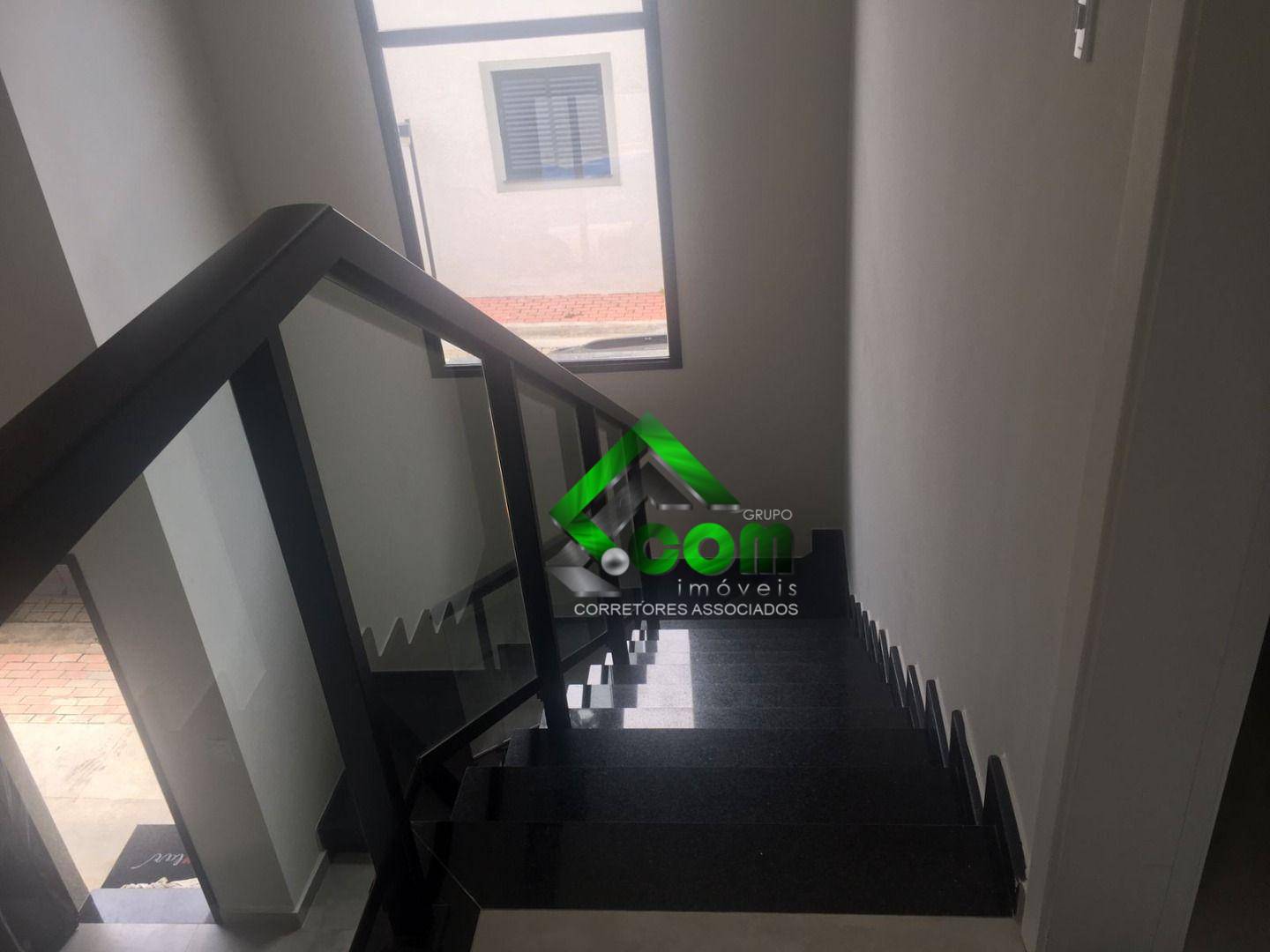 Casa à venda com 3 quartos, 193m² - Foto 16