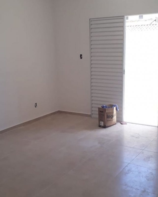 Sobrado à venda com 2 quartos, 95m² - Foto 2