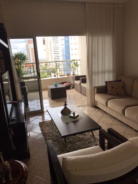 Apartamento à venda com 3 quartos, 140m² - Foto 7