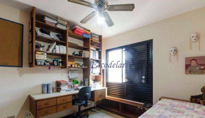 Apartamento à venda com 4 quartos, 262m² - Foto 9