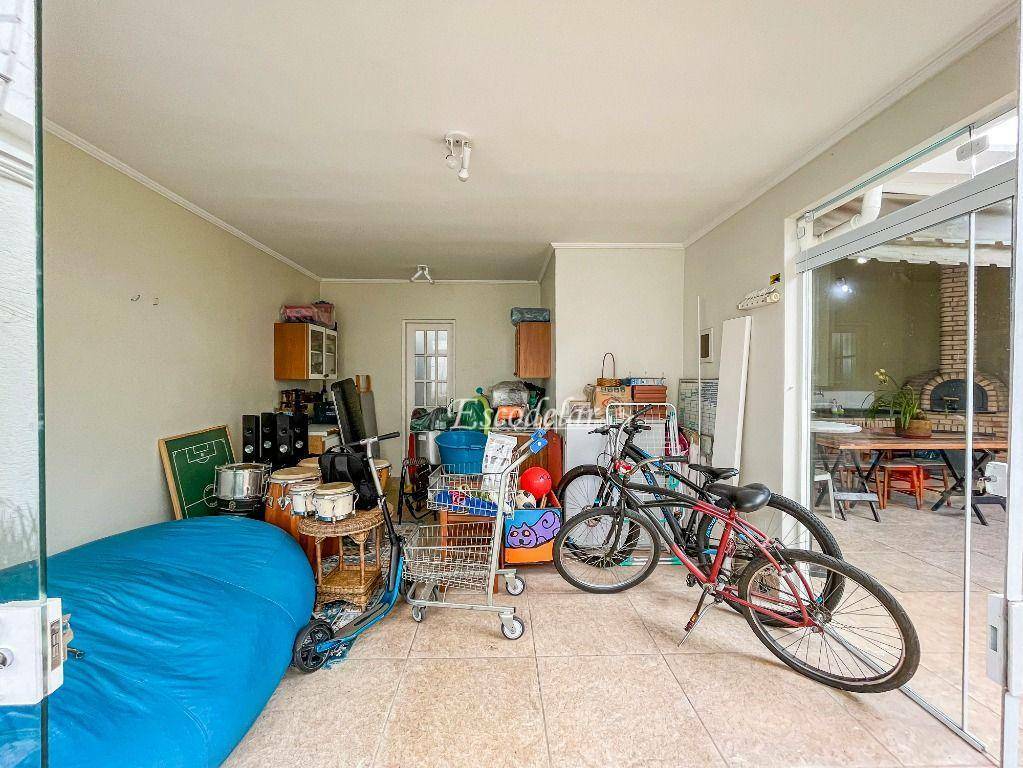 Sobrado à venda com 4 quartos, 222m² - Foto 47