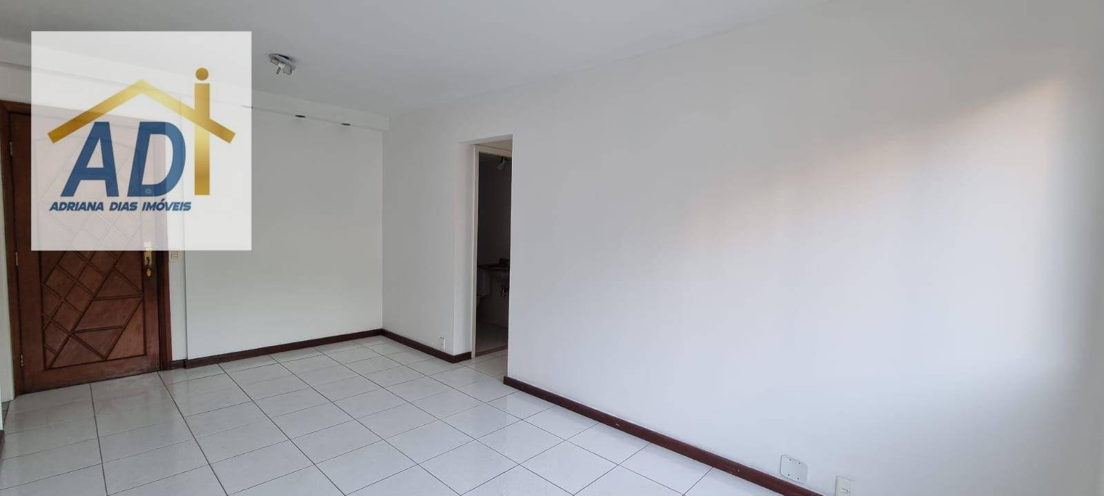 Apartamento à venda com 3 quartos, 74m² - Foto 3