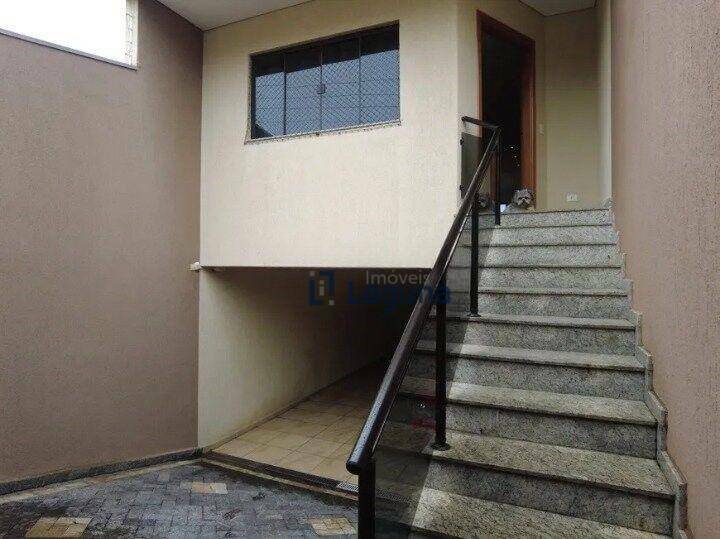 Sobrado à venda com 3 quartos, 212m² - Foto 31