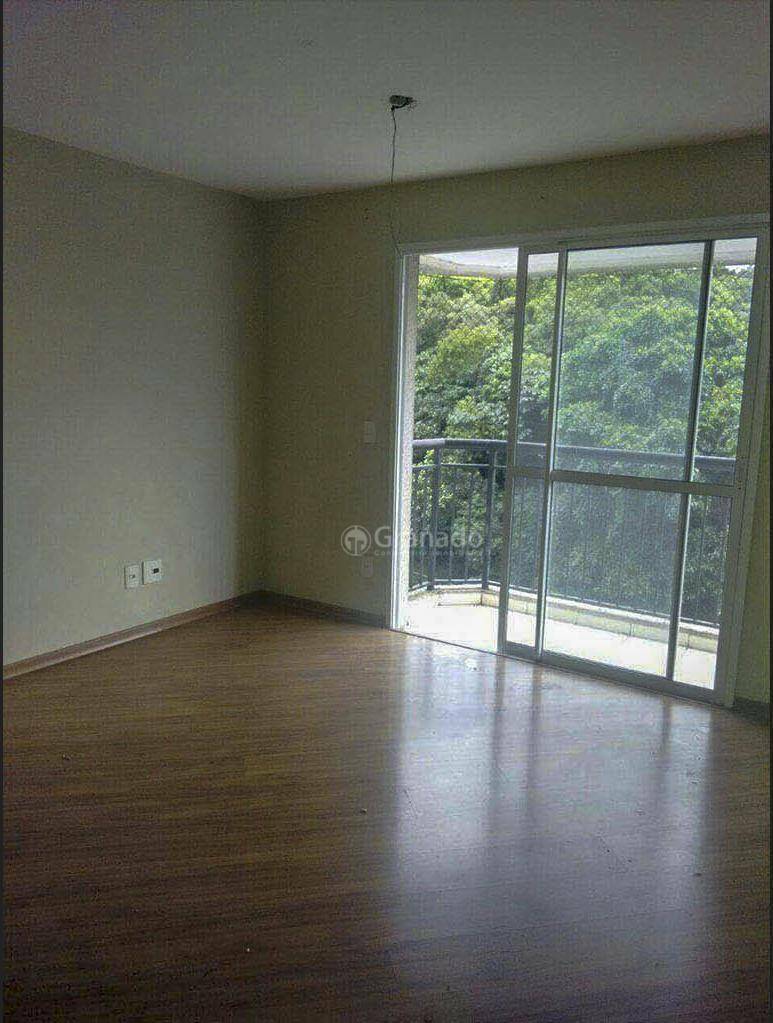 Apartamento à venda com 2 quartos, 62m² - Foto 8