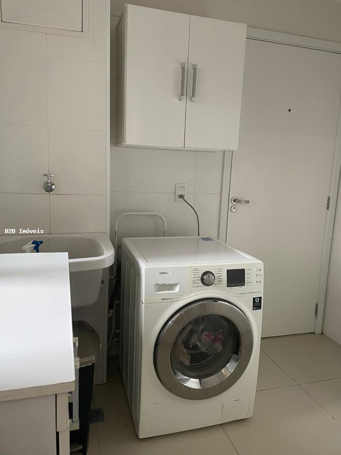 Apartamento à venda com 3 quartos, 96m² - Foto 11