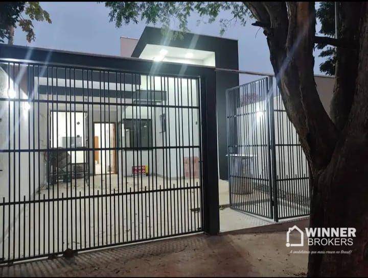 Casa à venda com 3 quartos, 92m² - Foto 1