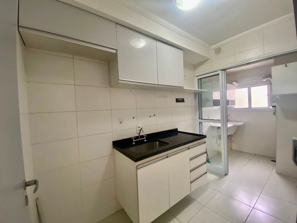 Apartamento para alugar com 2 quartos, 56m² - Foto 8