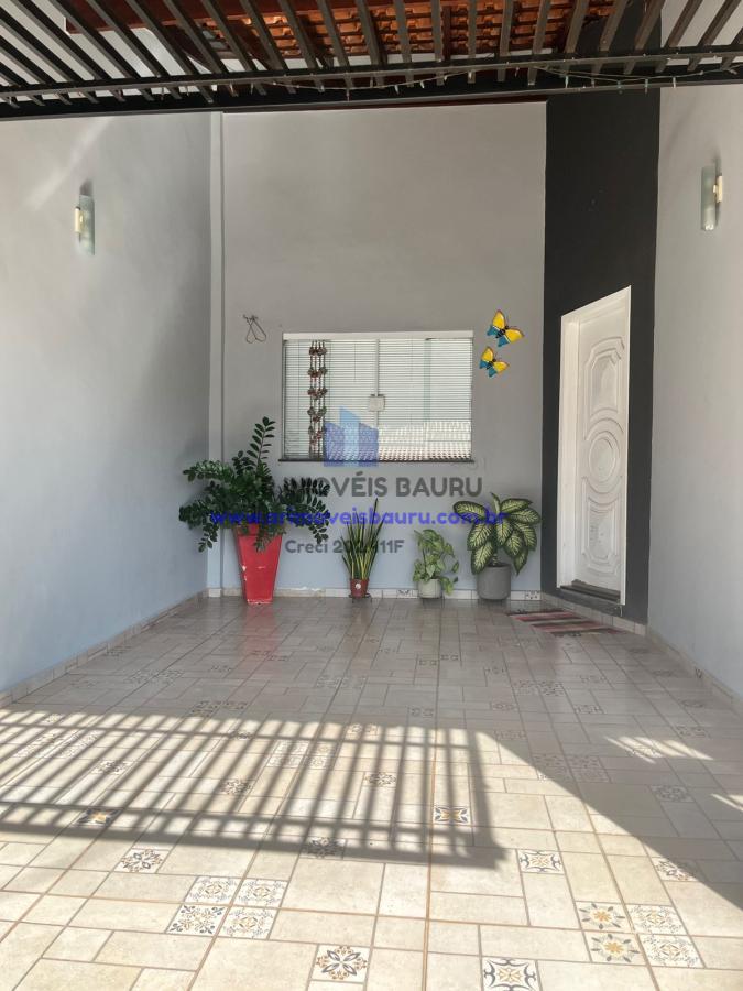 Casa à venda com 2 quartos, 126m² - Foto 1